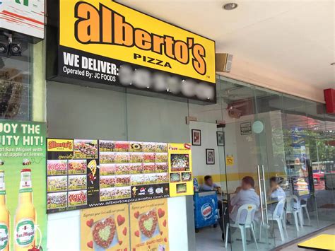 Alberto's Pizza reviews in Cebu City .